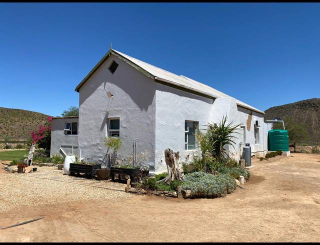 820HA FARM FOR SALE IN LADISMITH RURAL